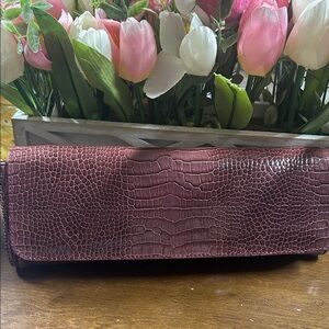 Maurizio Tauiti Elegant Crocodile-Embossed Clutch